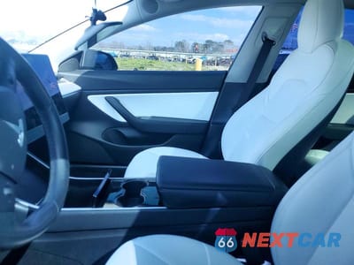 Zdjęcie 7 z 12 samochodu: 2018 TESLA MODEL 3 VIN:5YJ3E1EB2JF112980 - miniatura