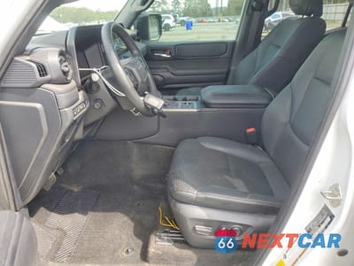 Zdjęcie 7 z 14 samochodu: 2024 TOYOTA LAND CRUISER BASE VIN:JTEABFAJ3R5003513 - miniatura