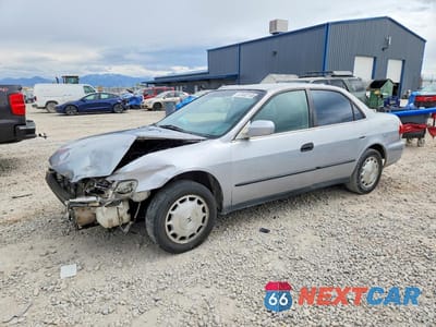 2000 HONDA ACCORD LX JHMCG6657YC005526 - główne zdjęcie licytacji z USA - miniatura