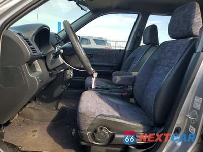 Zdjęcie 7 z 12 samochodu: 2002 HONDA CR-V LX VIN:JHLRD78462C075303 - miniatura