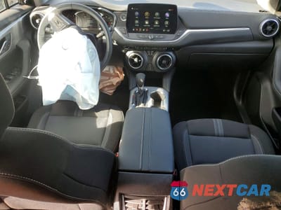 Zdjęcie 8 z 14 samochodu: 2026 CHEVROLET BLAZER 2LT VIN:3GNKBCR43TS148691 - miniatura