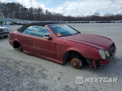 Czwarte zdjęcie samochodu z boku: 2000 MERCEDES-BENZ CLK 430 VIN:WDBLK70G4YT043830 - miniatura