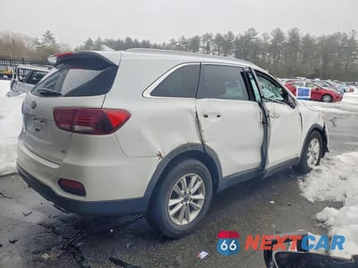 Trzecie zdjęcie samochodu z tyłu: 2019 KIA SORENTO VIN:5XYPGDA50KG494952 - miniatura