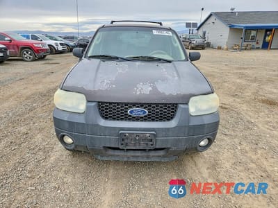 Piąte zdjęcie samochodu w środku: 2007 FORD ESCAPE XLT VIN:1FMYU93107KA38600 - miniatura