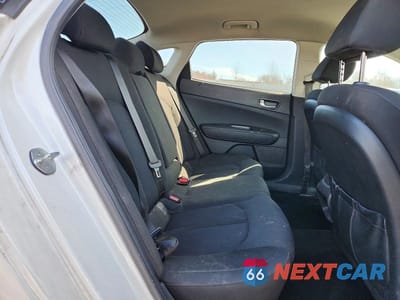 Zdjęcie 10 z 12 samochodu: 2018 KIA OPTIMA LX VIN:5XXGT4L38JG265719 - miniatura