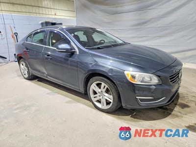 Czwarte zdjęcie samochodu z boku: 2014 VOLVO S60 T5 VIN:YV1612FS7E2275530 - miniatura