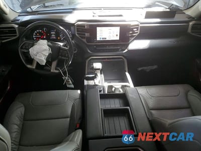 Zdjęcie 8 z 11 samochodu: 2022 TOYOTA TUNDRA SR5 VIN:5TFLA5AB5NX018225 - miniatura