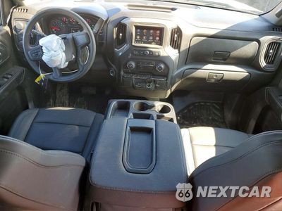 Zdjęcie 8 z 11 samochodu: 2026 CHEVROLET SILVERADO K1500 VIN:1GCRKAED9TZ161577 - miniatura