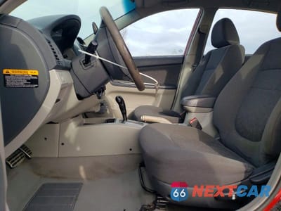 Zdjęcie 7 z 11 samochodu: 2006 KIA SPECTRA SPECTRA5 VIN:KNAFE161465345767 - miniatura