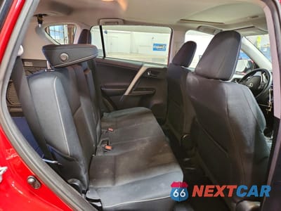 Zdjęcie 11 z 14 samochodu: 2016 TOYOTA RAV4 XLE VIN:2T3RFREV9GW505376 - miniatura