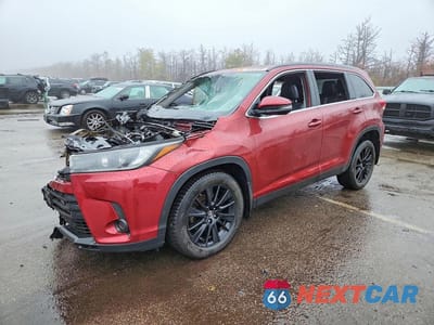 2019 TOYOTA HIGHLANDER SE 5TDJZRFH0KS611108 - główne zdjęcie licytacji z USA - miniatura