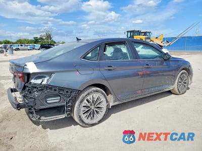 Trzecie zdjęcie samochodu z tyłu: 2021 VOLKSWAGEN JETTA S VIN:3VWC57BU5MM050836 - miniatura