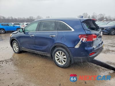 Drugie zdjęcie samochodu z przodu: 2017 KIA SORENTO LX V6 VIN:5XYPGDA54HG316552 - miniatura