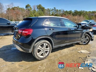 Trzecie zdjęcie samochodu z tyłu: 2020 MERCEDES-BENZ GLA 250 4MATIC VIN:WDCTG4GB0LJ686962 - miniatura