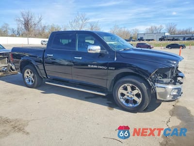 Czwarte zdjęcie samochodu z boku: 2012 DODGE RAM 1500 LARAMIE VIN:1C6RD7NTXCS171619 - miniatura