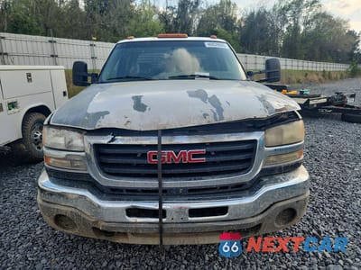 Piąte zdjęcie samochodu w środku: 2007 GMC SIERRA C3500 VIN:1GDJC33D77F181435 - miniatura