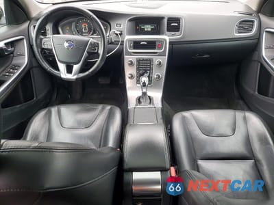 Zdjęcie 8 z 12 samochodu: 2017 VOLVO S60 PREMIER VIN:LYV402HK7HB137356 - miniatura