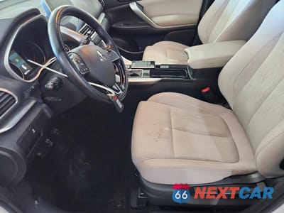 Zdjęcie 7 z 13 samochodu: 2018 MITSUBISHI ECLIPSE CROSS VIN:JA4AT5AA5JZ051419 - miniatura
