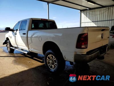 Drugie zdjęcie samochodu z przodu: 2017 RAM 2500 ST VIN:3C6UR5HJ6HG657210 - miniatura