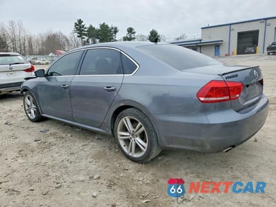 Drugie zdjęcie samochodu z przodu: 2015 VOLKSWAGEN PASSAT SE VIN:1VWBV7A32FC093961 - miniatura