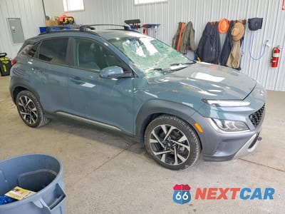 Czwarte zdjęcie samochodu z boku: 2022 HYUNDAI KONA LIMITED VIN:KM8K5CA34NU795781 - miniatura