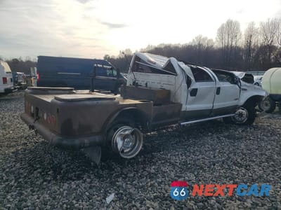 Trzecie zdjęcie samochodu z tyłu: 2006 FORD F350 SUPER DUTY FLATBED TRUCK VIN:1FTWW33P66EC97628 - miniatura