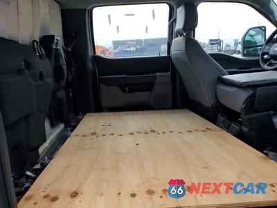 Zdjęcie 11 z 13 samochodu: 2024 FORD F350 SUPER DUTY TRUCK CAB AND CHASSIS VIN:1FT8W3DT3REE10699 - miniatura