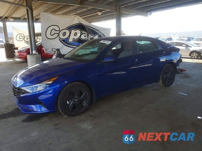 2023 HYUNDAI ELANTRA SEL 5NPLM4AG6PH094967 - główne zdjęcie licytacji z USA - miniatura