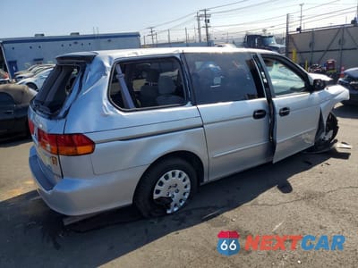 Trzecie zdjęcie samochodu z tyłu: 2003 HONDA ODYSSEY LX VIN:5FNRL18563B112747 - miniatura