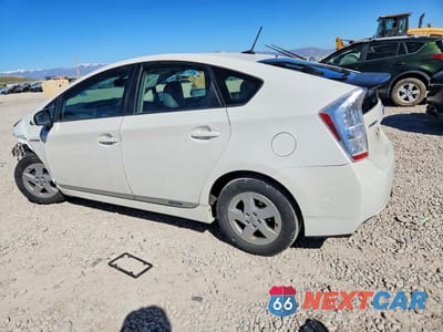 Drugie zdjęcie samochodu z przodu: 2011 TOYOTA PRIUS FOUR VIN:JTDKN3DU8B0294615 - miniatura