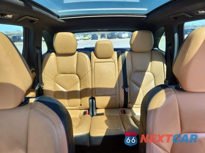 Zdjęcie 10 z 13 samochodu: 2017 PORSCHE CAYENNE VIN:WP1AA2A27HKA87827 - miniatura