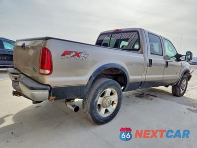 Trzecie zdjęcie samochodu z tyłu: 2006 FORD F250 SUPER DUTY VIN:1FTSW21P36EA10595 - miniatura
