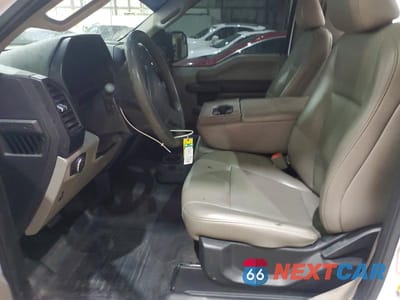 Zdjęcie 7 z 12 samochodu: 2018 FORD F150 VIN:1FTMF1CB5JKE81629 - miniatura