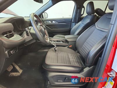 Zdjęcie 7 z 13 samochodu: 2025 FORD EXPLORER ST-LINE VIN:1FMUK8KH6SGB65344 - miniatura