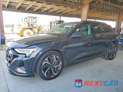 2024 AUDI Q8 E-TRON PREMIUM PLUS WA15AAGE1RB045535 - główne zdjęcie licytacji z USA - miniatura