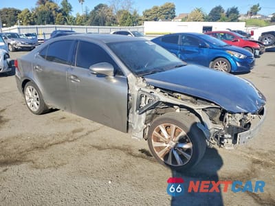 Czwarte zdjęcie samochodu z boku: 2014 LEXUS IS 250 BASE VIN:JTHBF1D26E5030928 - miniatura