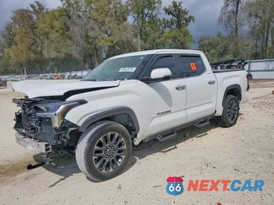 2024 TOYOTA TUNDRA LIMITED HV 5TFJC5DB0RX058313 - główne zdjęcie licytacji z USA - miniatura