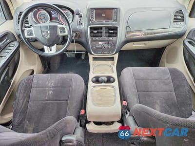 Zdjęcie 8 z 12 samochodu: 2011 DODGE GRAND CARAVAN CREW VIN:2D4RN5DG1BR660329 - miniatura