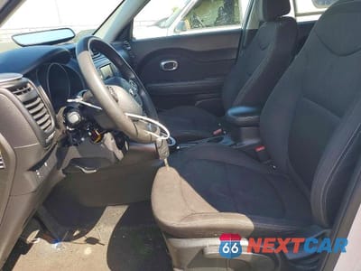 Zdjęcie 7 z 11 samochodu: 2019 KIA SOUL BASE VIN:KNDJN2A25K7005898 - miniatura