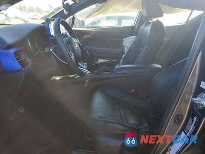 Zdjęcie 7 z 12 samochodu: 2021 TOYOTA C-HR XLE VIN:NMTKHMBX4MR131484 - miniatura
