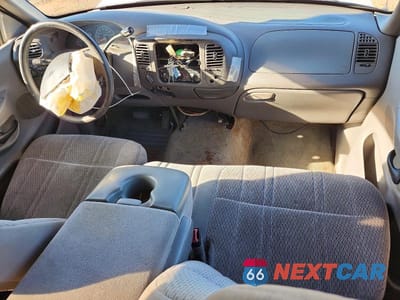 Zdjęcie 8 z 12 samochodu: 1998 FORD F150 VIN:1FTZX08W2WKA20176 - miniatura