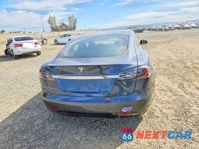 Zdjęcie 7 z 12 samochodu: 2018 TESLA MODEL S VIN:5YJSA1E23JF261860 - miniatura