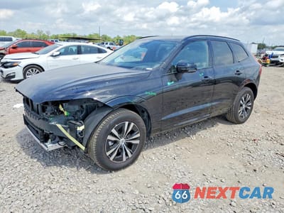 2025 VOLVO XC60 CORE YV4M12RJ3S1190294 - główne zdjęcie licytacji z USA - miniatura