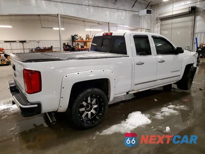 Trzecie zdjęcie samochodu z tyłu: 2016 CHEVROLET SILVERADO K1500 LTZ VIN:1GCVKSEC7GZ101797 - miniatura
