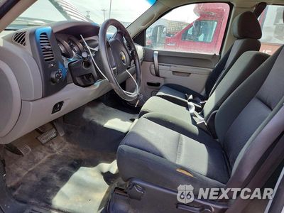 Zdjęcie 7 z 13 samochodu: 2013 CHEVROLET SILVERADO C2500 HEAVY DUTY VIN:1GB2CVCG0DZ138732 - miniatura