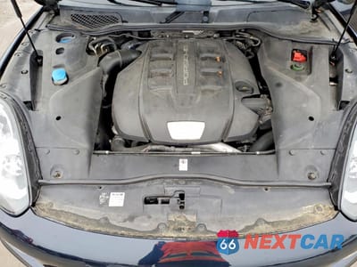 Zdjęcie 12 z 13 samochodu: 2016 PORSCHE CAYENNE VIN:WP1AF2A28GLA40297 - miniatura