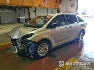 2015 TOYOTA SIENNA XLE 8-PASSENGER 5TDYK3DC9FS567560 - główne zdjęcie licytacji z USA - miniatura