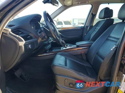 Zdjęcie 7 z 11 samochodu: 2009 BMW X5 VIN:5UXFE43579L263039 - miniatura