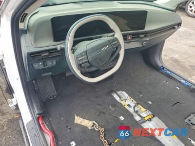 Zdjęcie 8 z 13 samochodu: 2025 KIA EV6 WIND VIN:5XYC34JA9SG013247 - miniatura