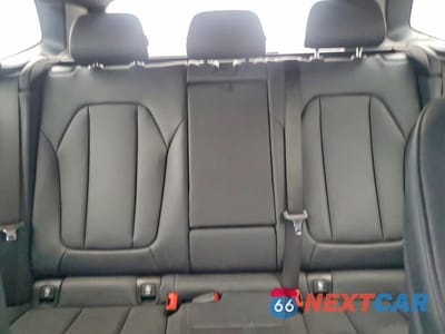 Zdjęcie 10 z 13 samochodu: 2019 BMW X3 XDRIVE30I VIN:5UXTR9C55KLP85002 - miniatura